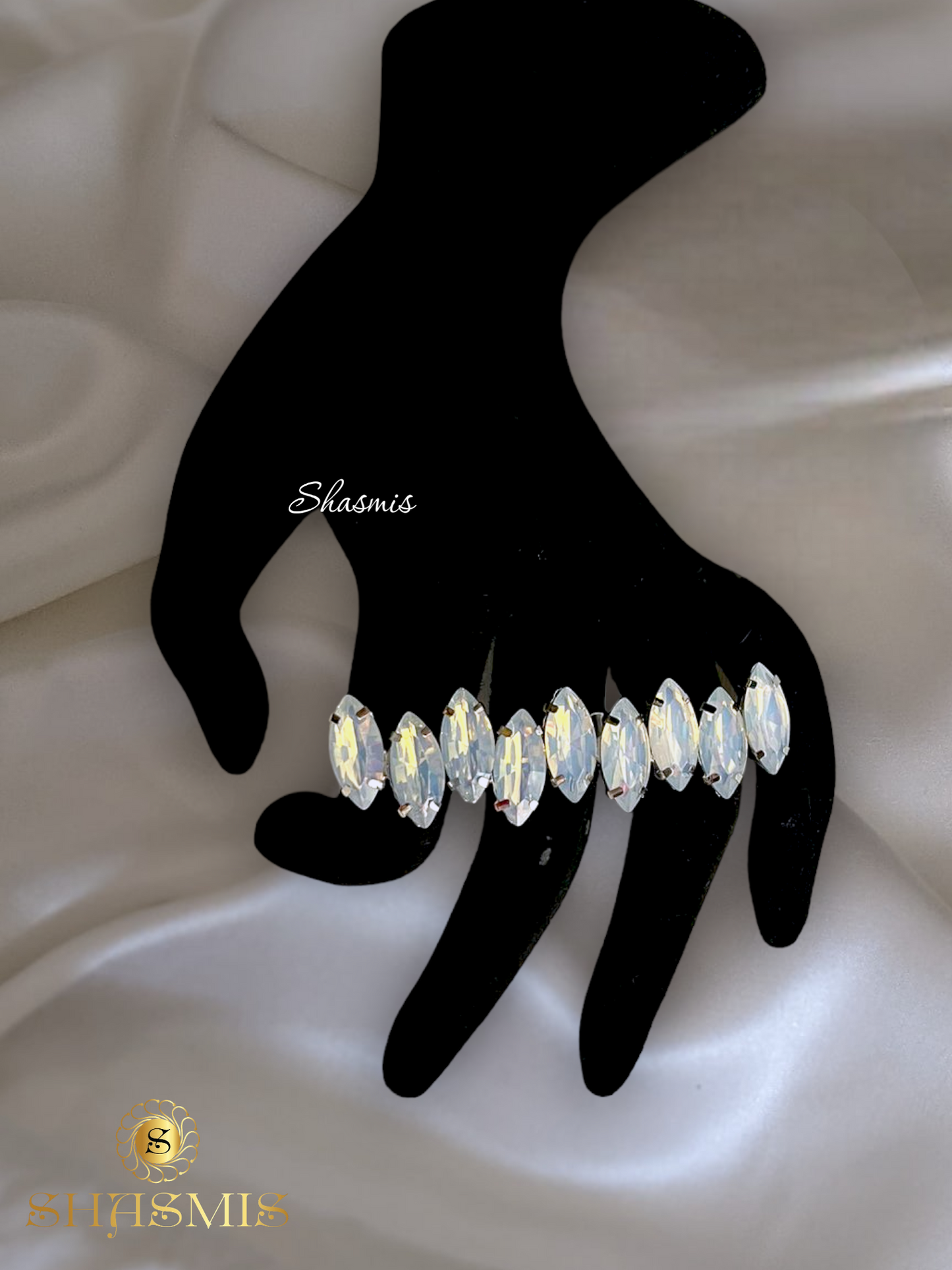 White Stone Prerto Ring