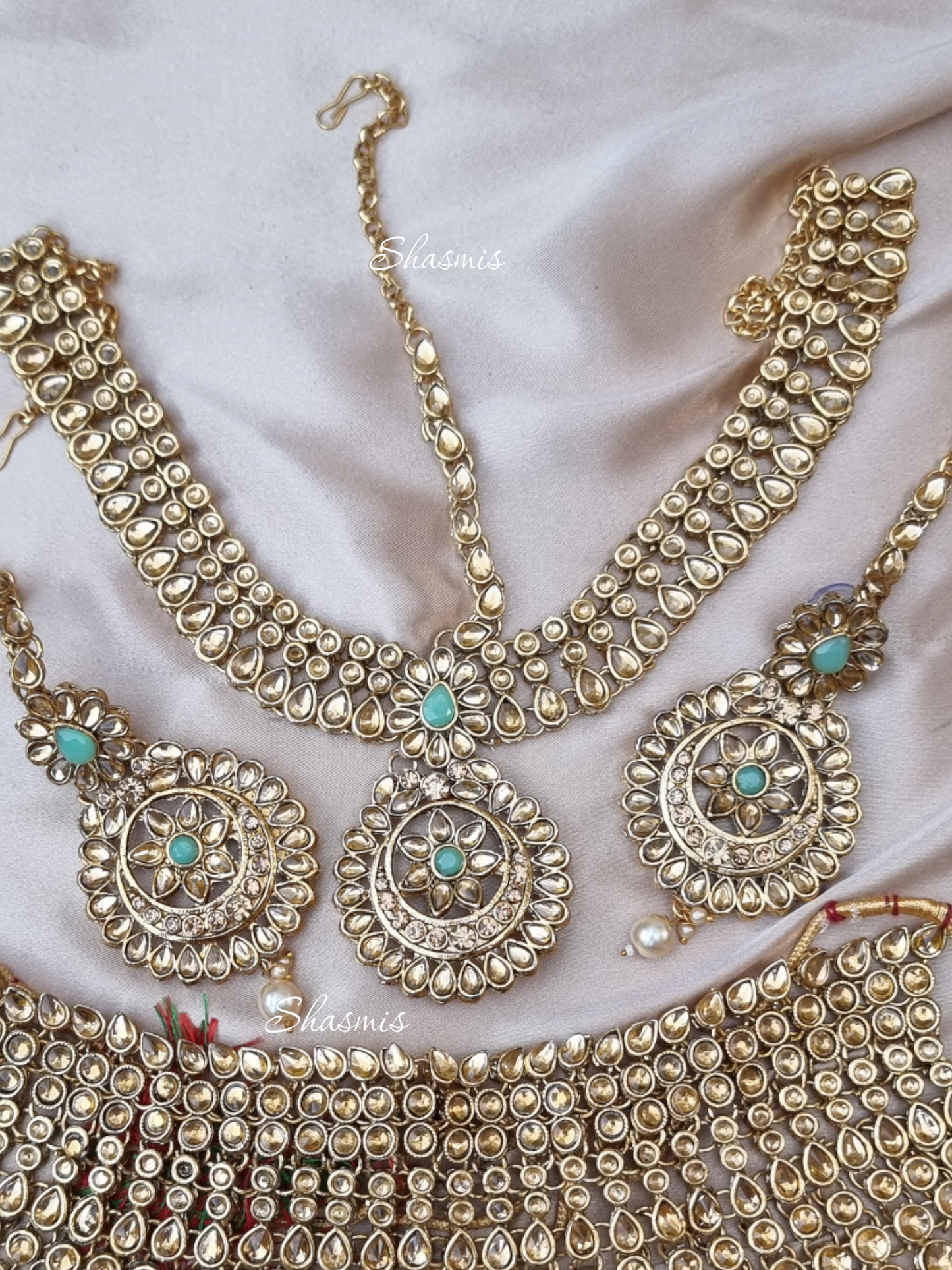 Mint Green Bridal Necklace With Mathapatti and Chain Earrings