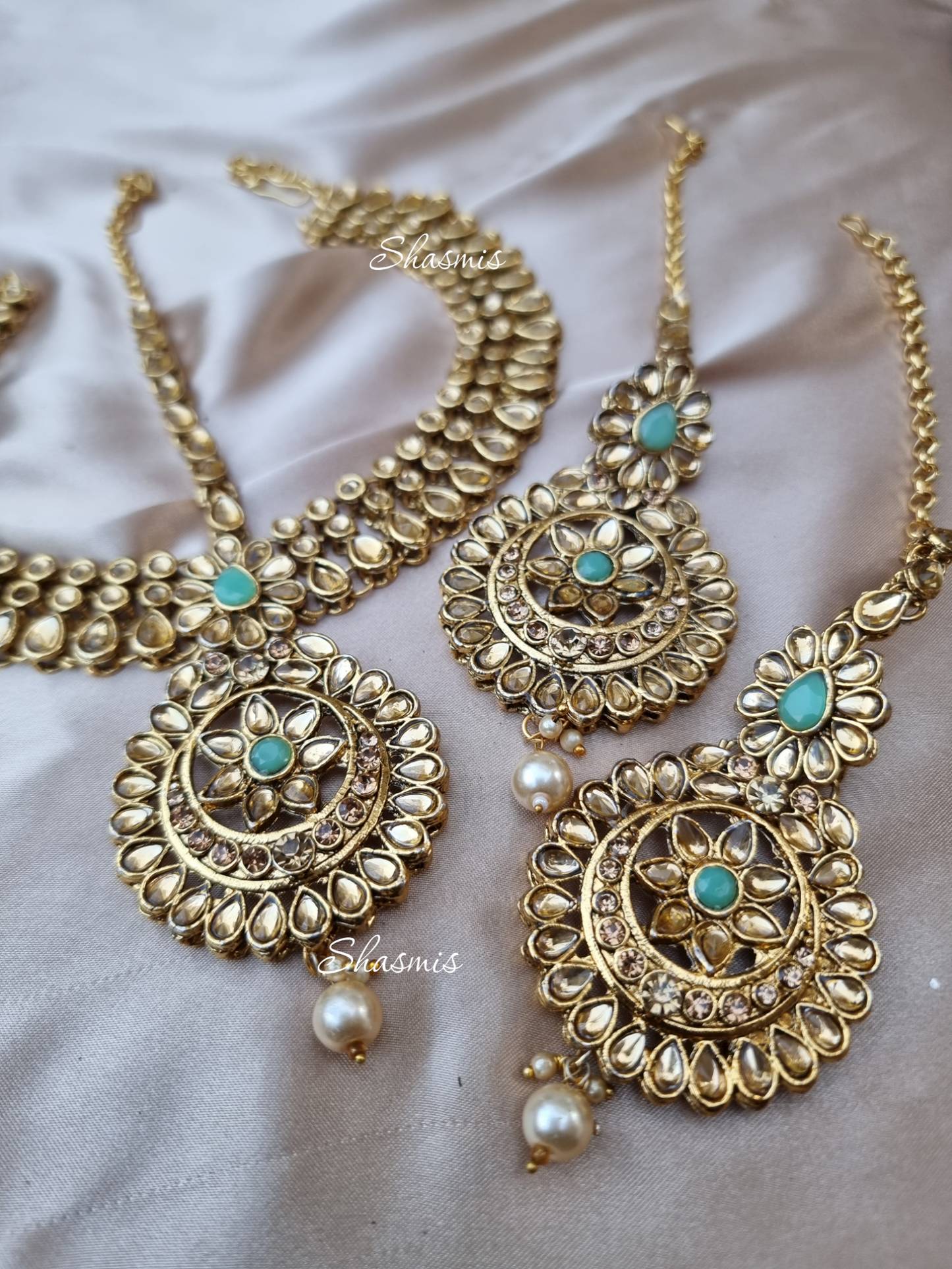 Mint Green Bridal Necklace With Mathapatti and Chain Earrings