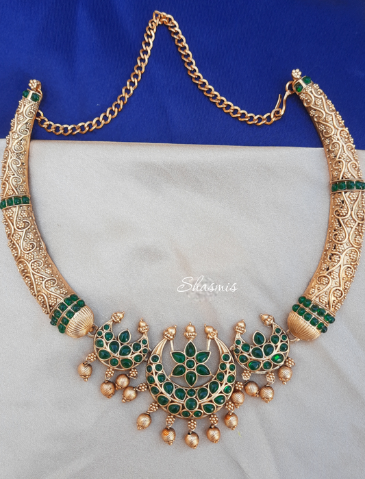 Temple Jewellery Chandbali Necklace With Green Stones and Earrings