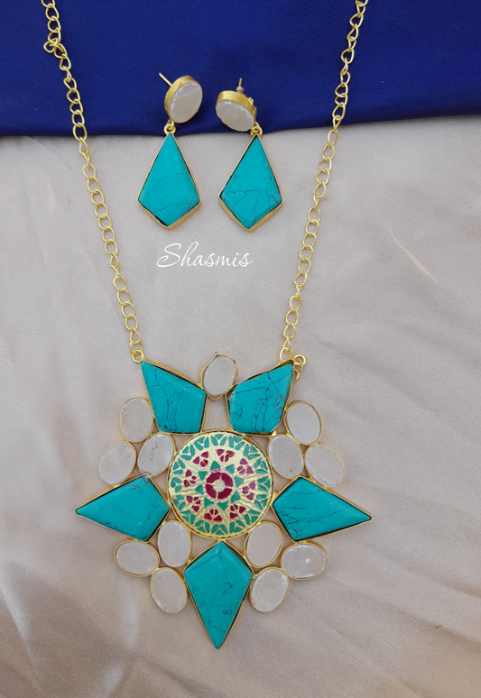 Turquoise Stone With Long Chain Druzy Necklace