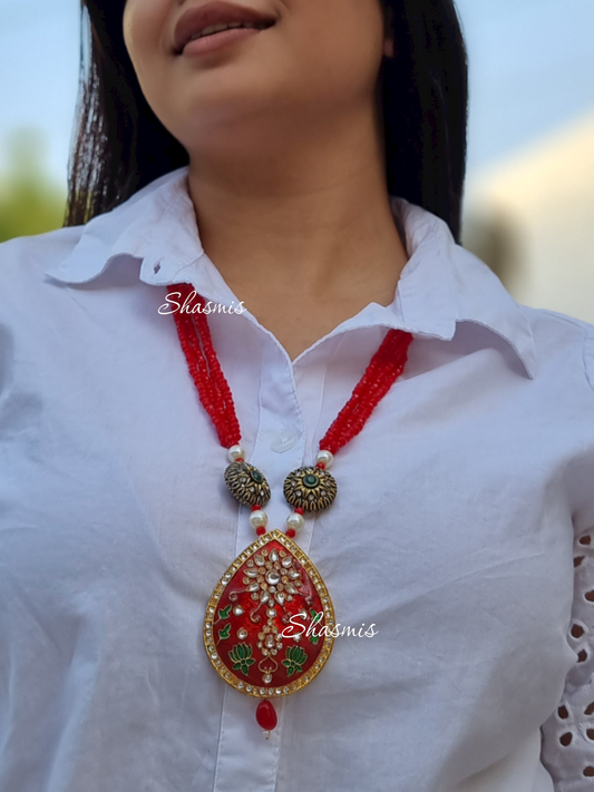 Red Color Design Necklace With Earrings