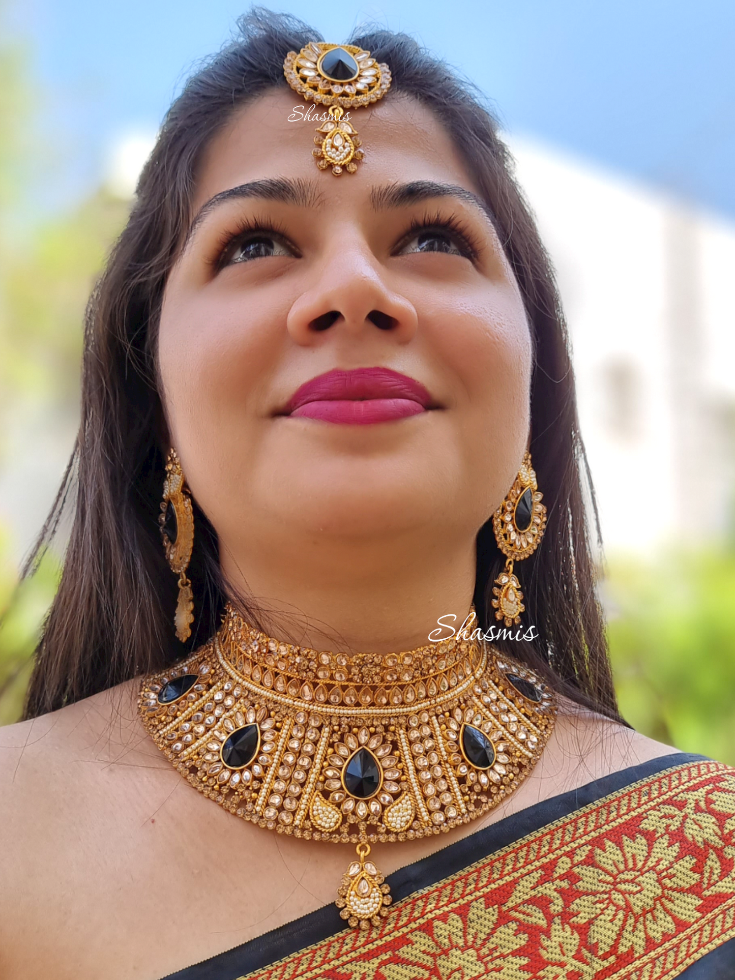Black Stones Heavy Bridal Necklace With Mangtika and Earrings