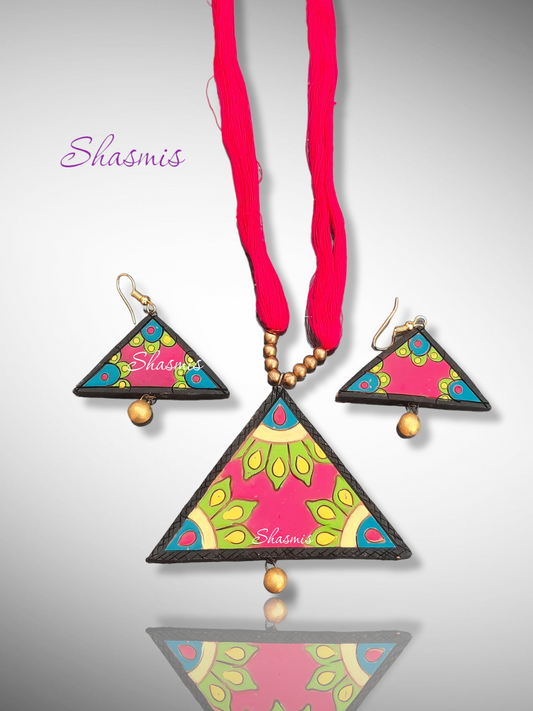 Triangle Floral Terrecotta Necklace With Earrings