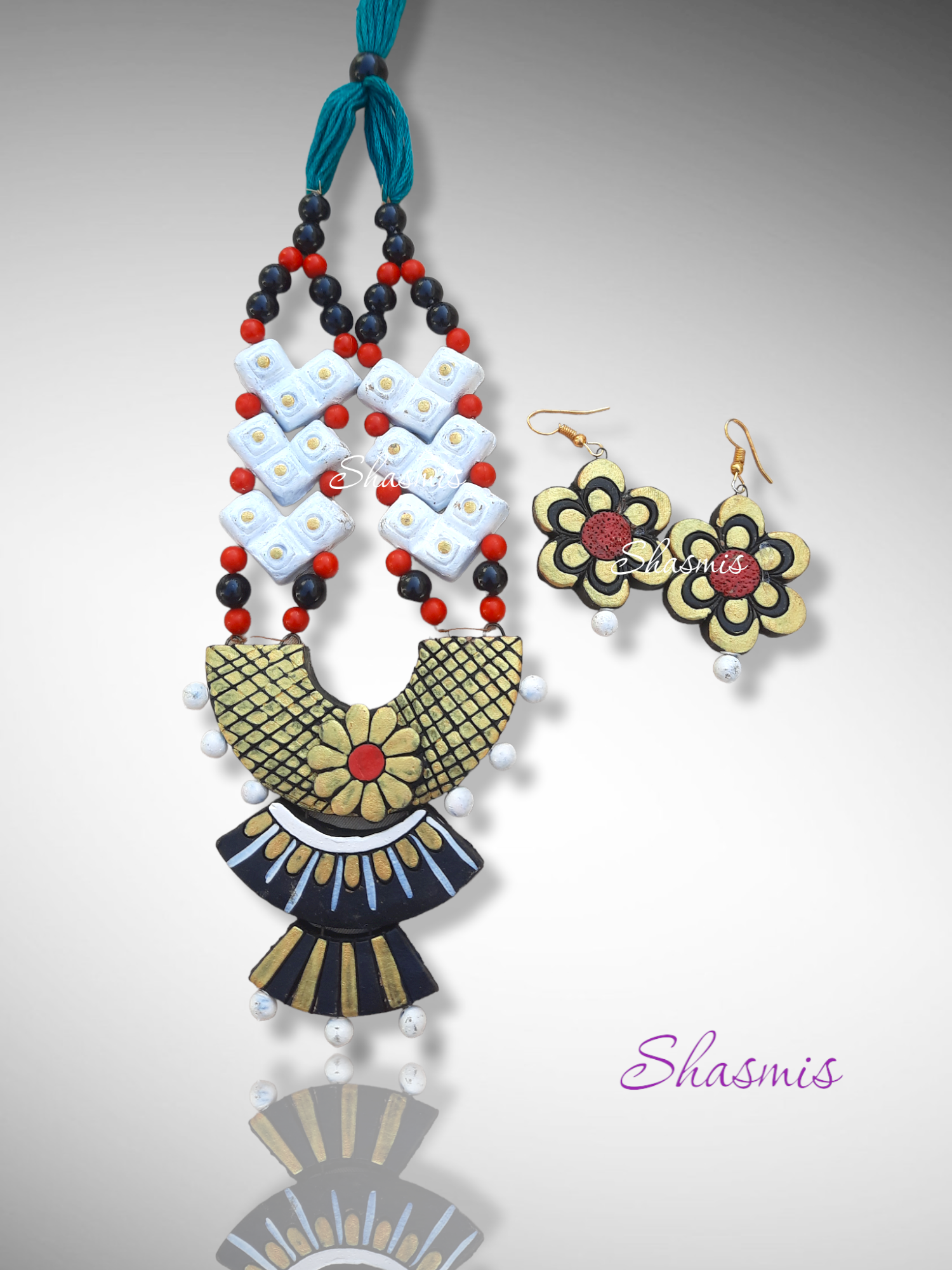 Black, Golden and White Design Terrecotta Necklace With Earrings