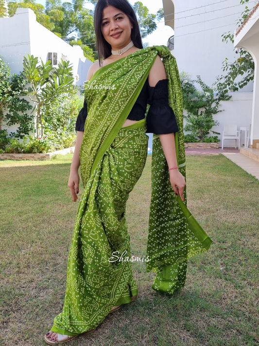 Green Color Bandhani Silk Saree