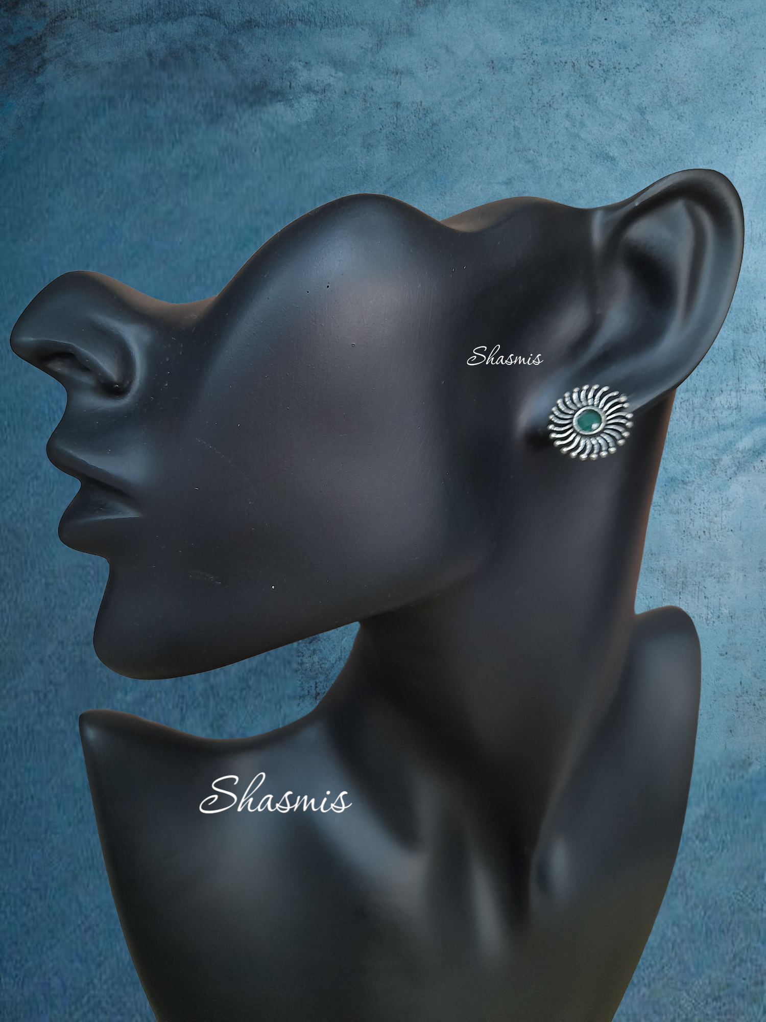 Green Stone Silver Stud Earrings 