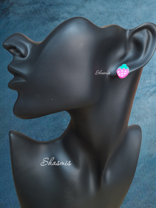 Strawberry Stud Design Earrings 