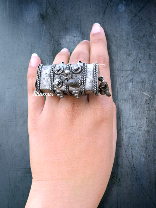 Silver Oxidised Ghungroo Box Ring