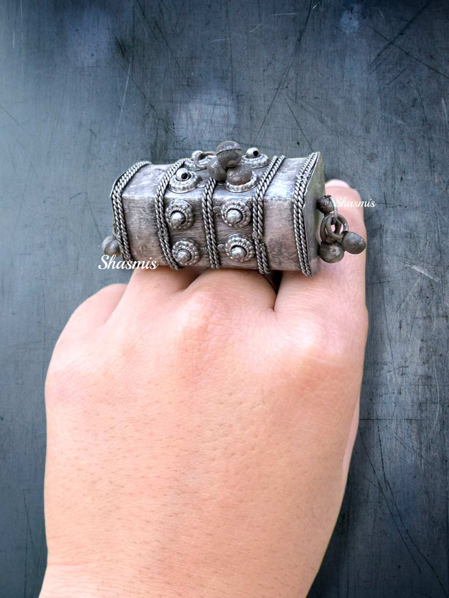 Silver Oxidised Ghungroo Box Ring