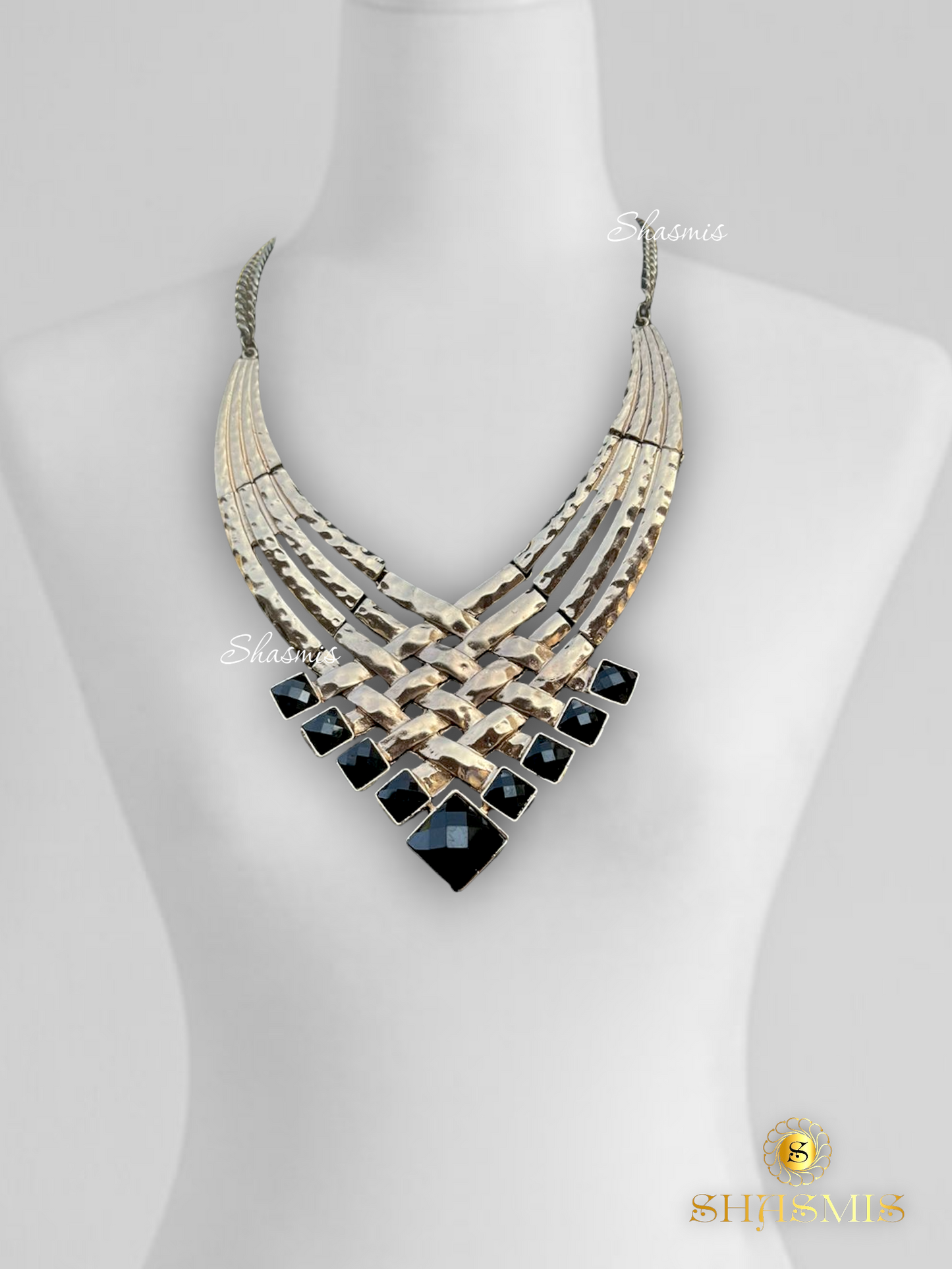 Black Stone Metal Fashion Necklace