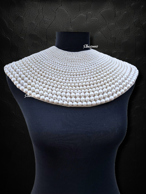 Deepika Padukone Pearl Collar Necklace