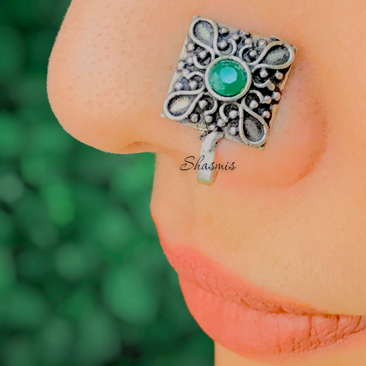 Green Square Silver Oxidised Non-Pierced Nose Pin