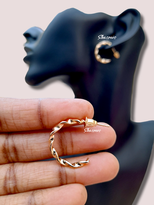 Golden Design Hoop Earrings