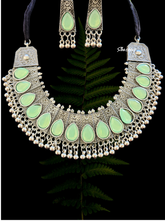 Mint Green Stone Silver Statement Necklace