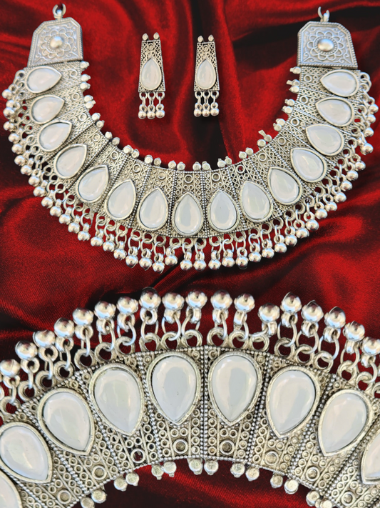 White Stone Silver Statement Necklace 