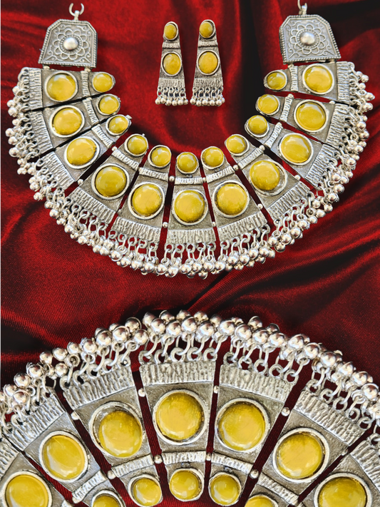 Yellow Stone Silver Statement Necklace 