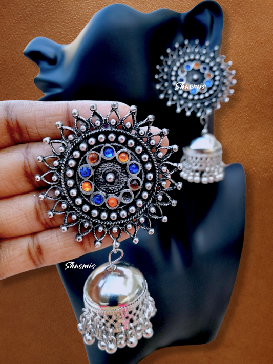 Rama Blue Stone With Golden Design Tear Drop Rings