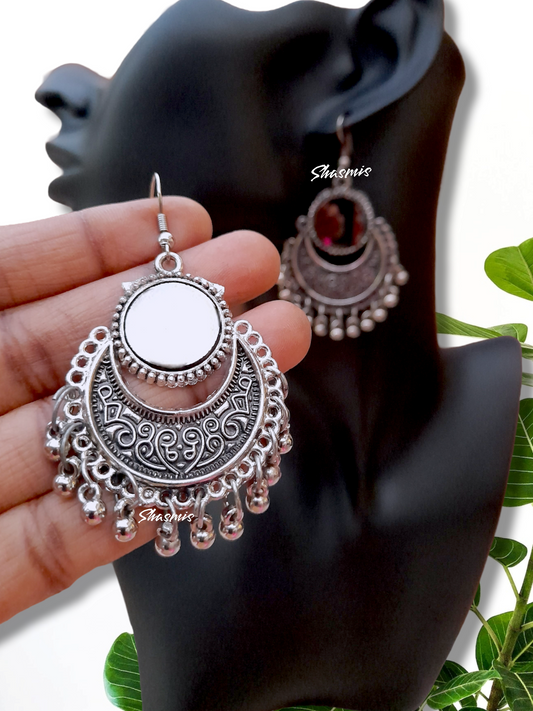 Rama Blue Stone With Golden Design Tear Drop Rings