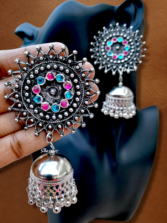 Rama Blue Stone With Golden Design Tear Drop Rings