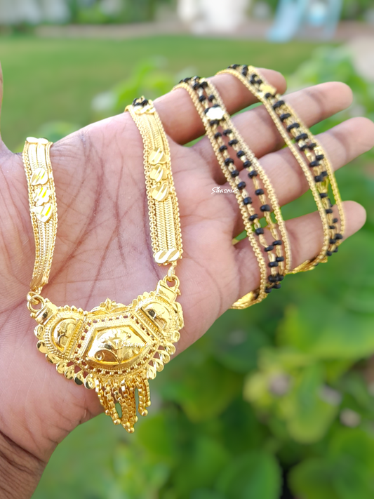 Golden Pendent With Black Beads Mangalsutra