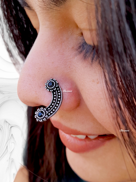 Black Stone Silver Nosepin