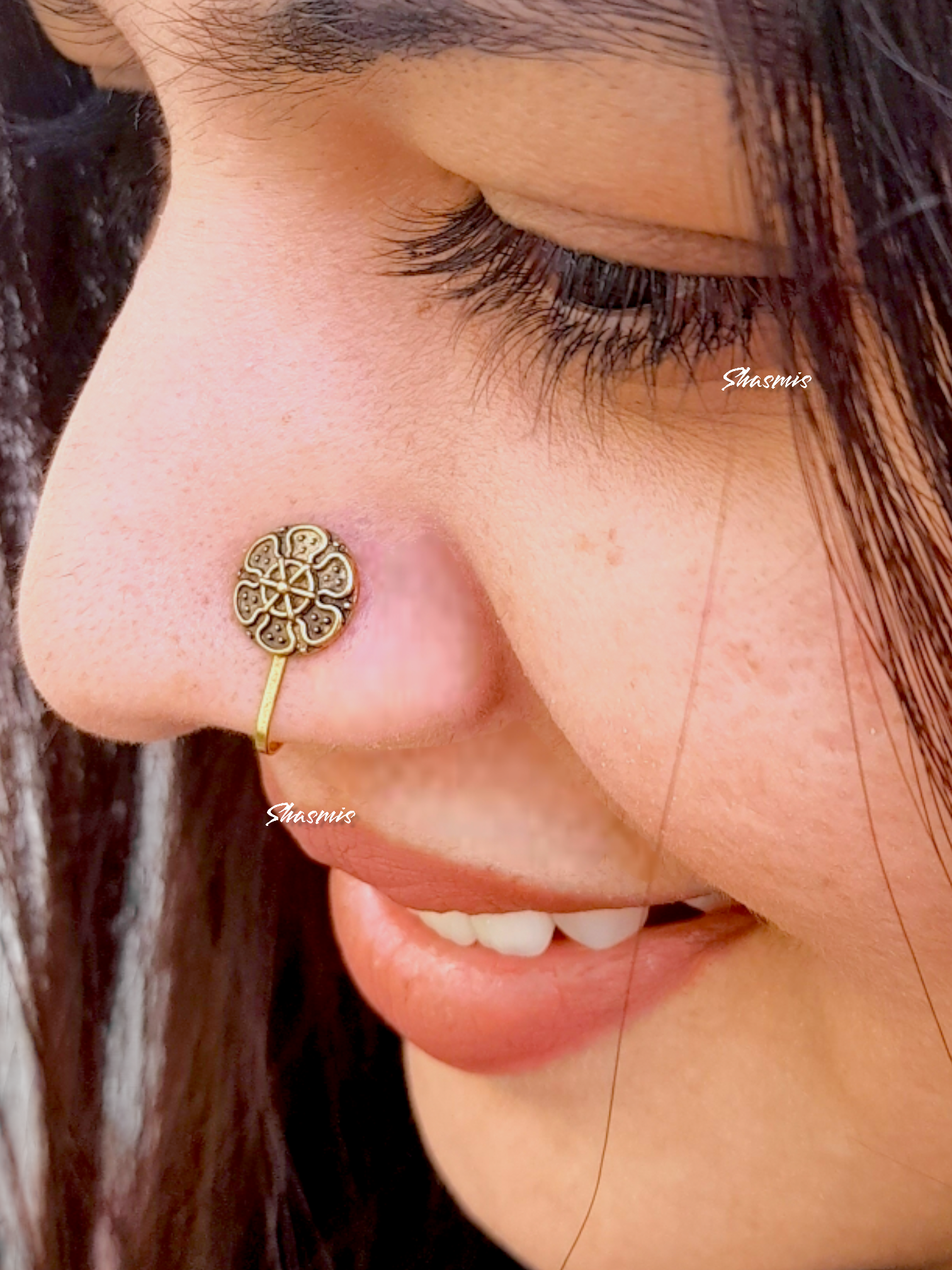Design Round Gold Non Pierced Nosepin