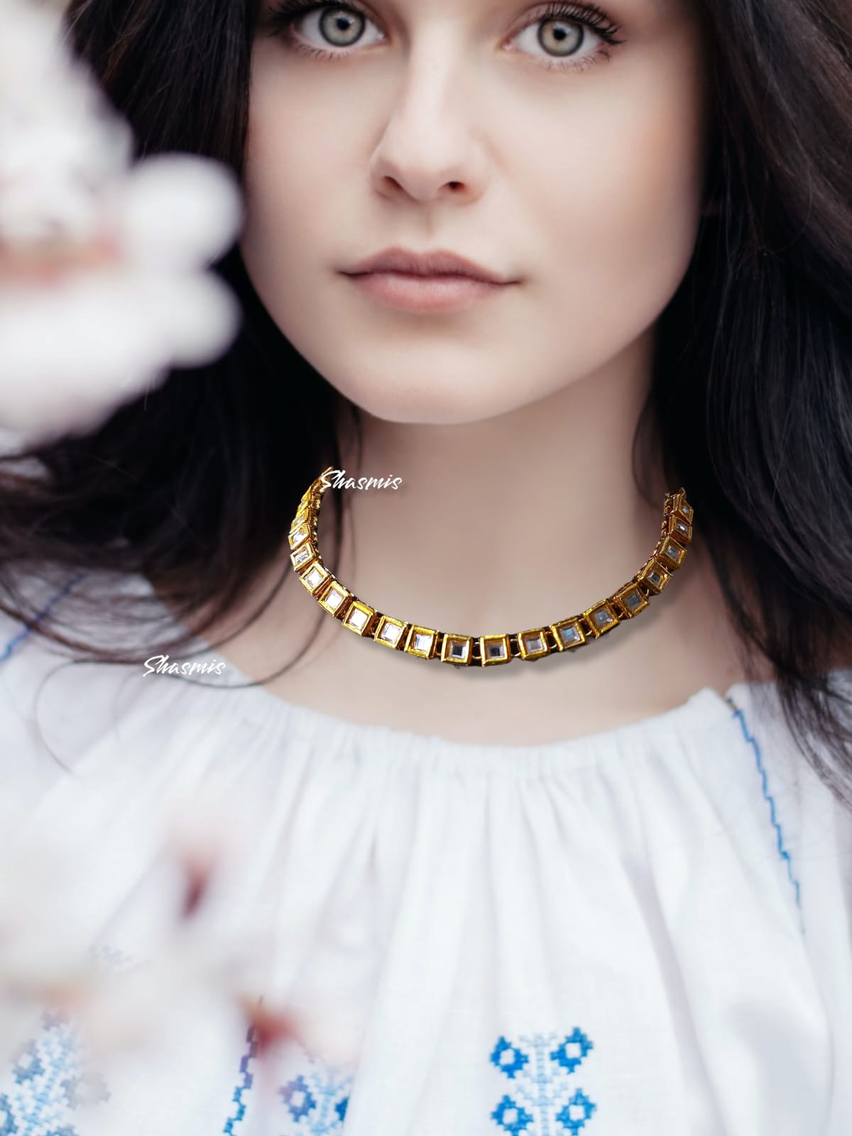 Golden Plated Kundan Choker With Back Side Meenakari