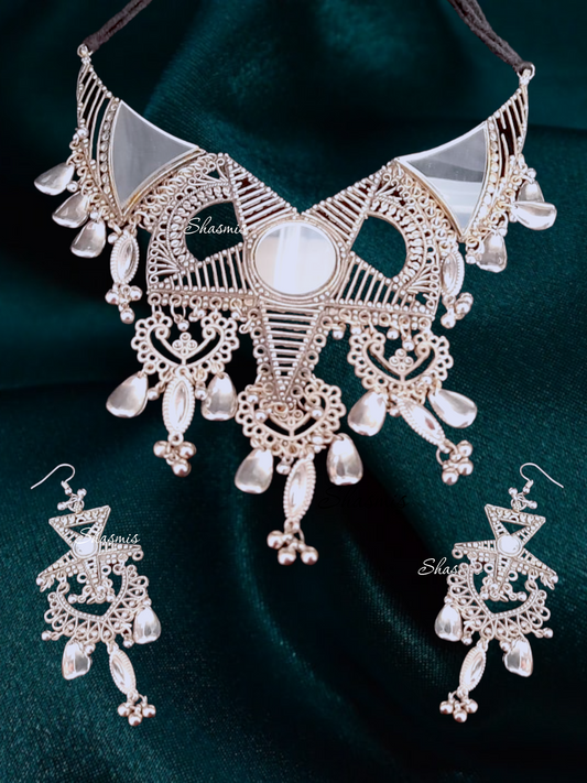 Star Design Silver Mirror Necklace with Earrings