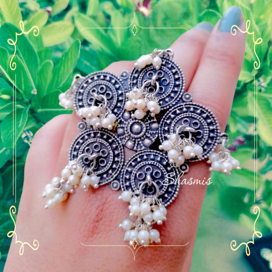 Pearl Drop Oxidised Ring