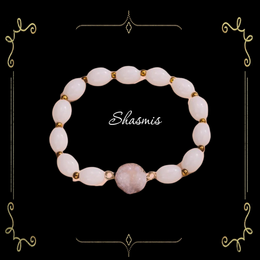 White-Pearl-Bracelets