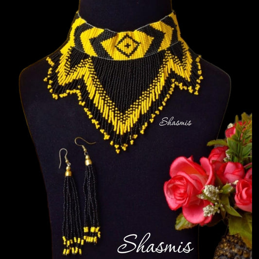 Yellow Black Beaded Necklace Set