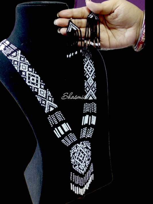 Black And White Long Beaded Necklace