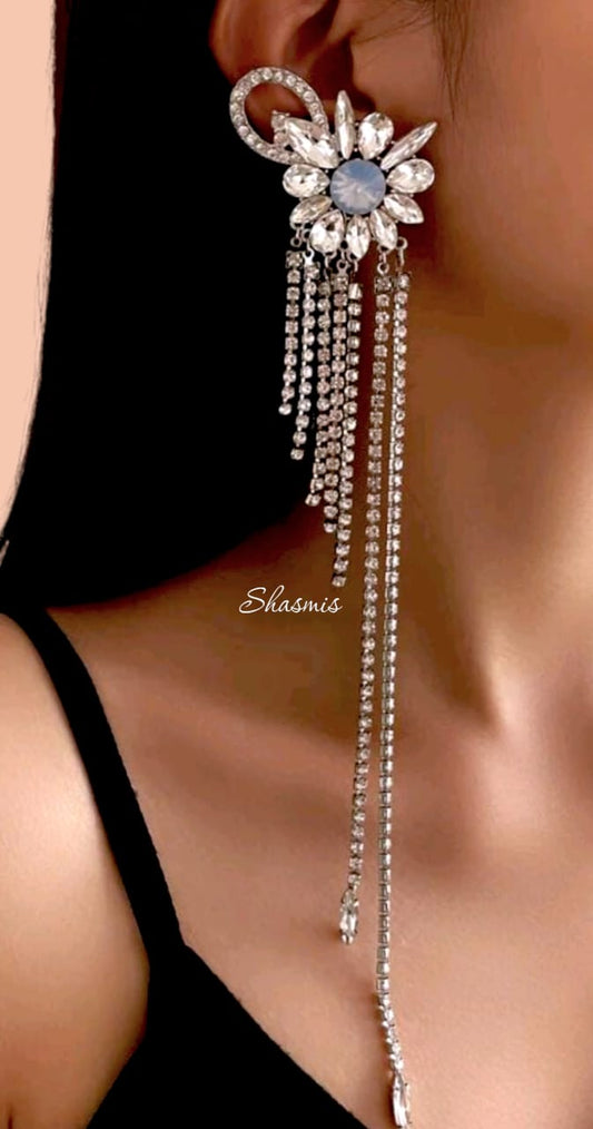 Silver Diamond Flower Earcuff