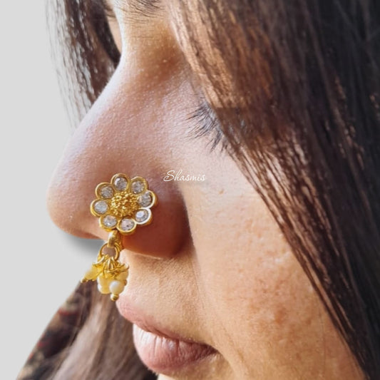 Flower Pearl Press/Non-Pierce Nose Pin