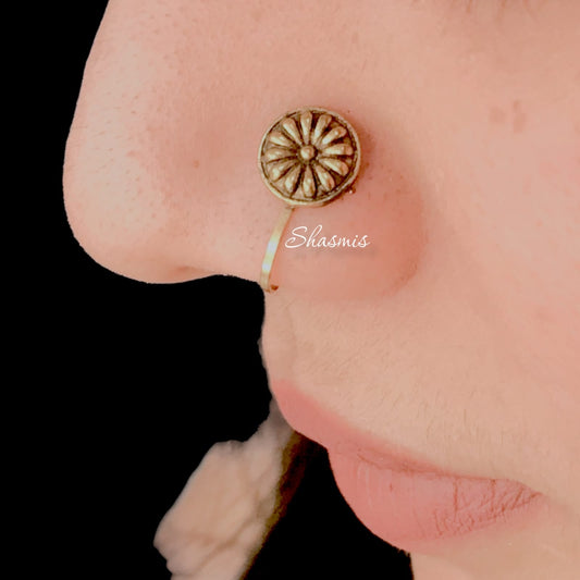 Flower Gold Plating Non-Pierced Nose Pin