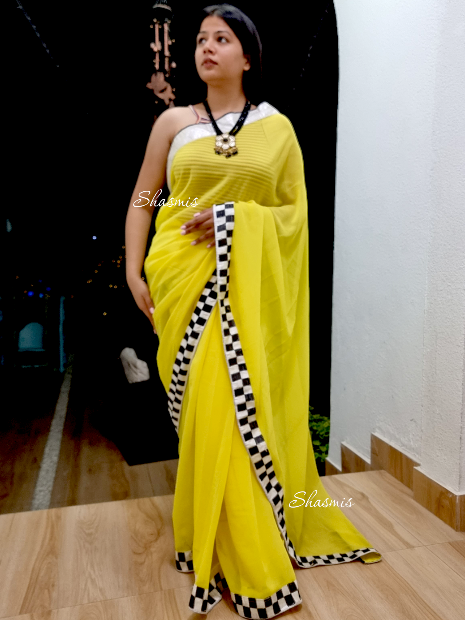 Yellow Color With Black anD White Cheks Border