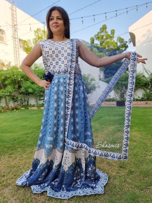 Heavy Satin Silk Trendy Gown With Cancan Comes With The net Dupatta Size 40
