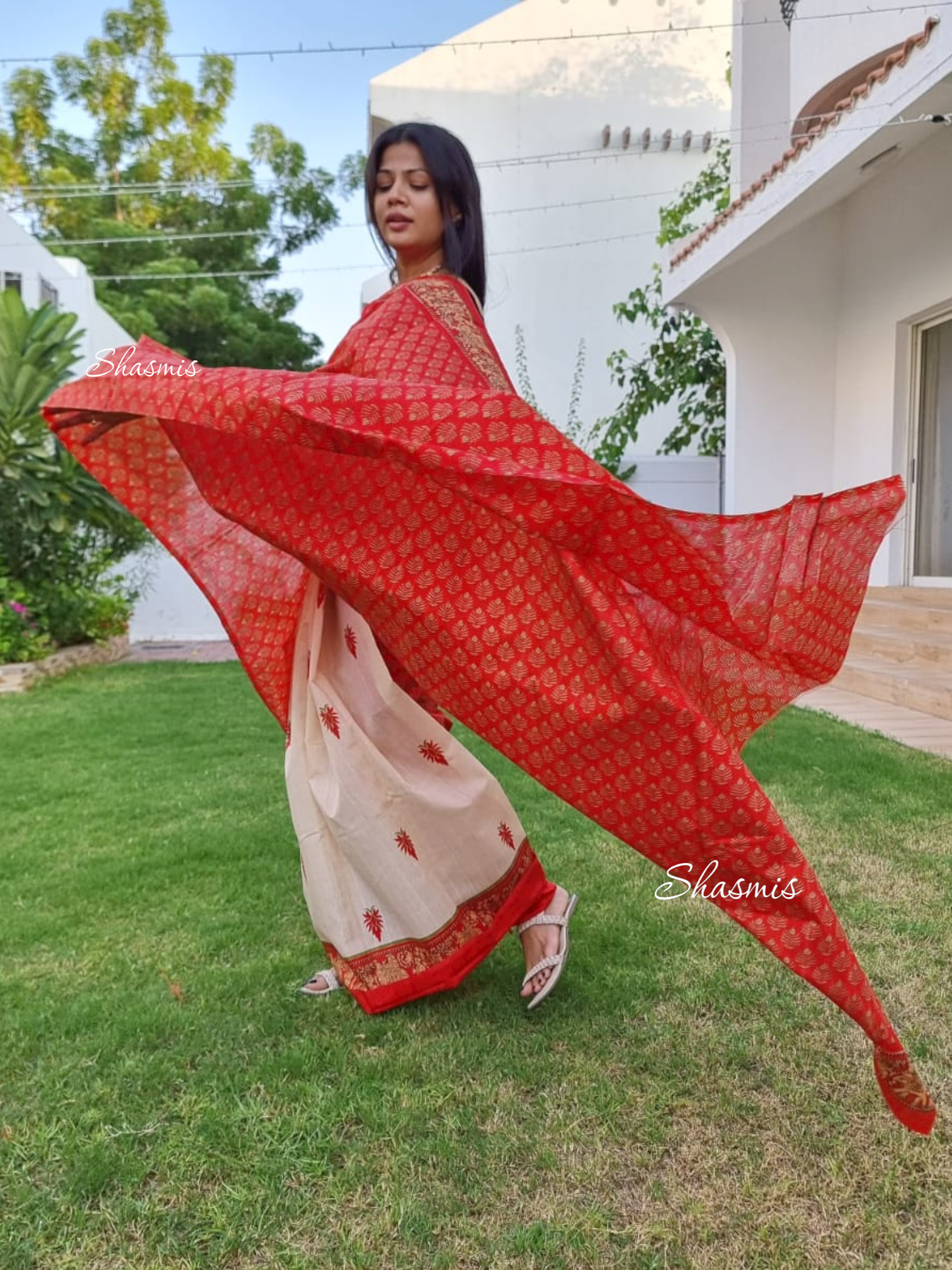 Red and Off White Color Satin Silk Saree