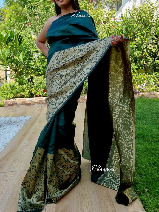 Green Color Litchi Silk Saree With Heavy Border 