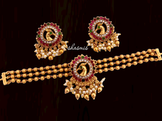 pPeacock Design High Neck Golden Pearl Choker 