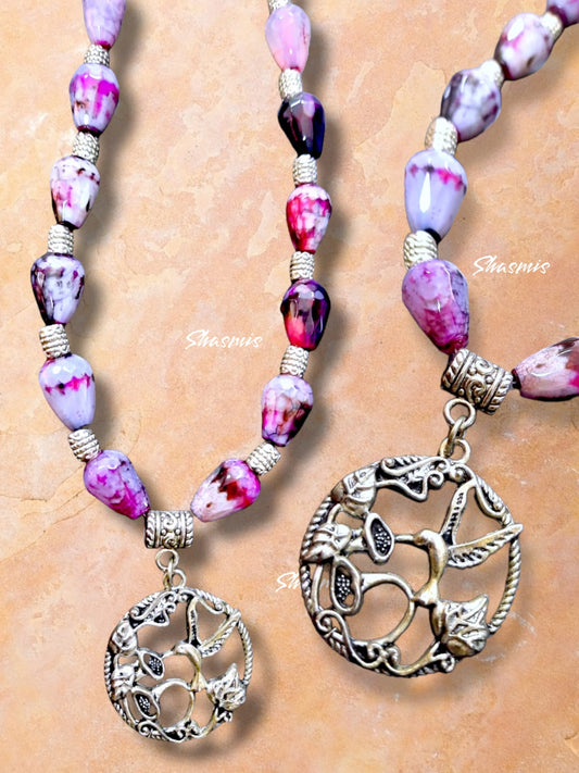 Round Silver Pendent With Agate Stone Necklace