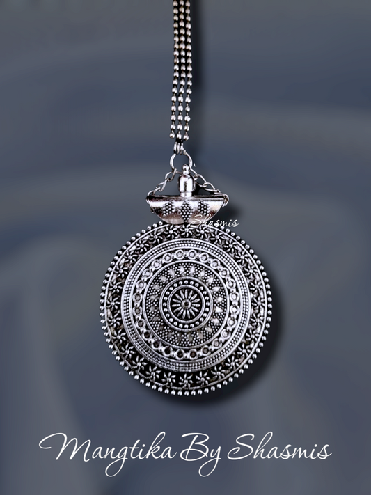 Design Silver Oxidised Trendy Mangtika
