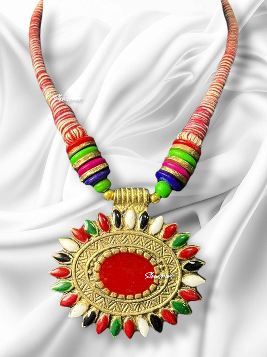 Multi Color Beads Oval Shape Pendent Necklace 