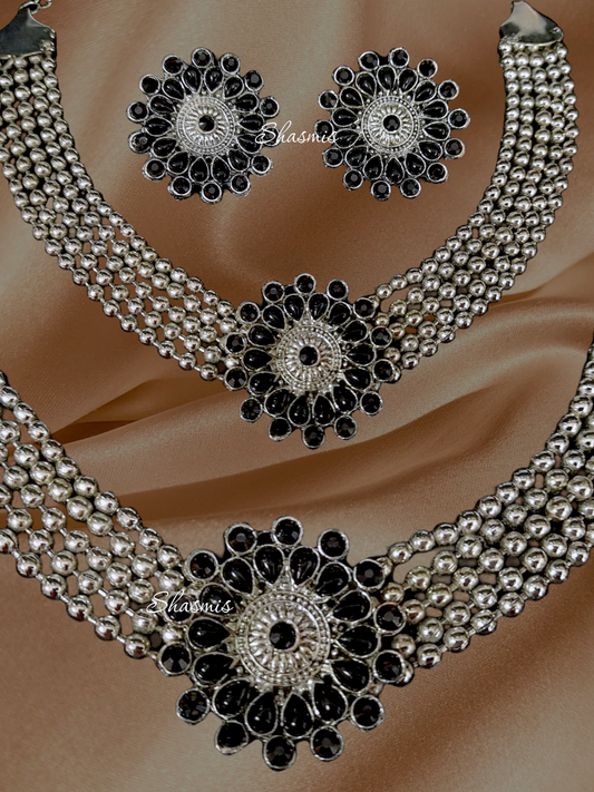 Black Stone Silver Choker With Necklace 