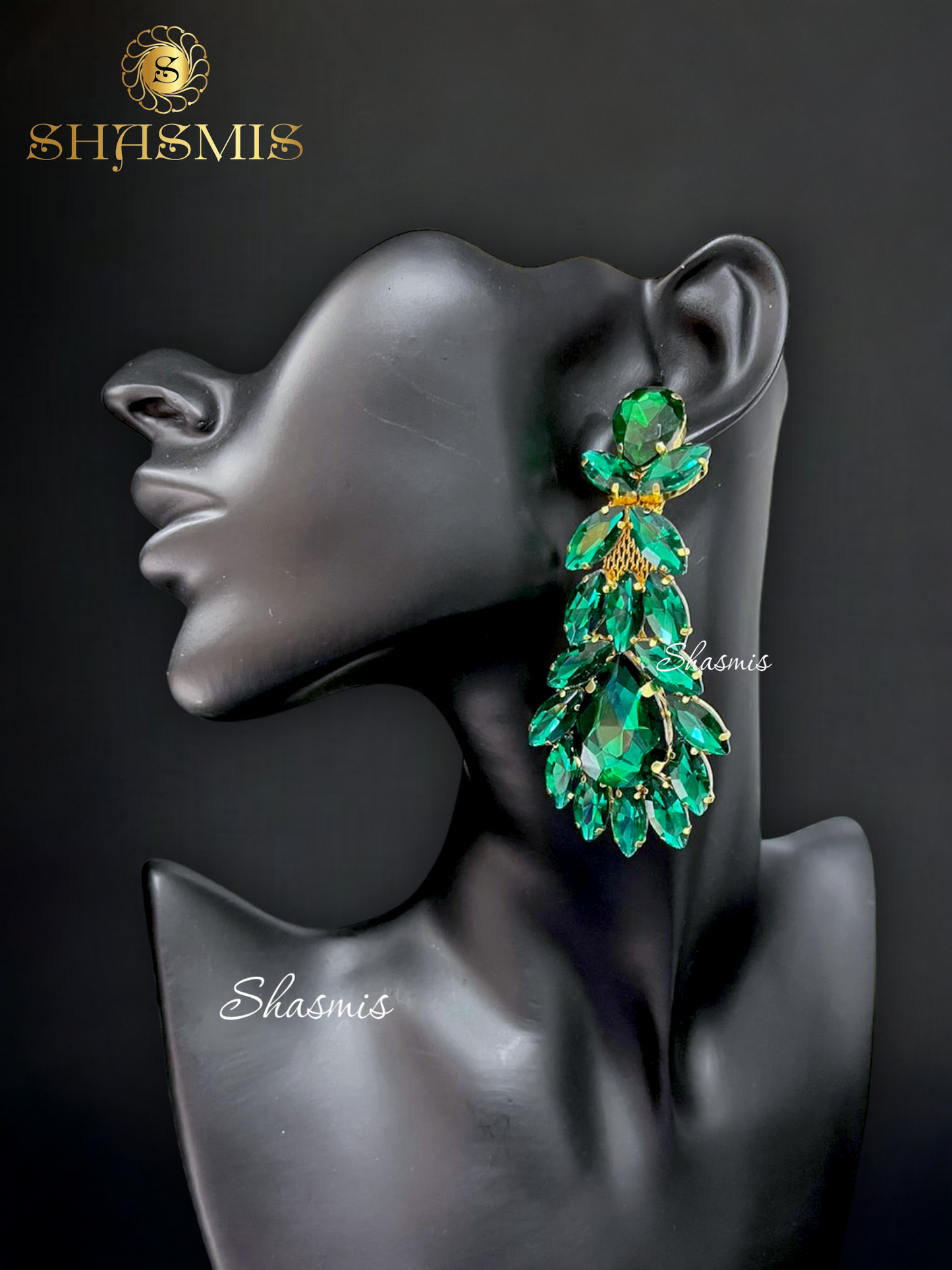 Green Color Rheinstonne Long Prerto Earrings