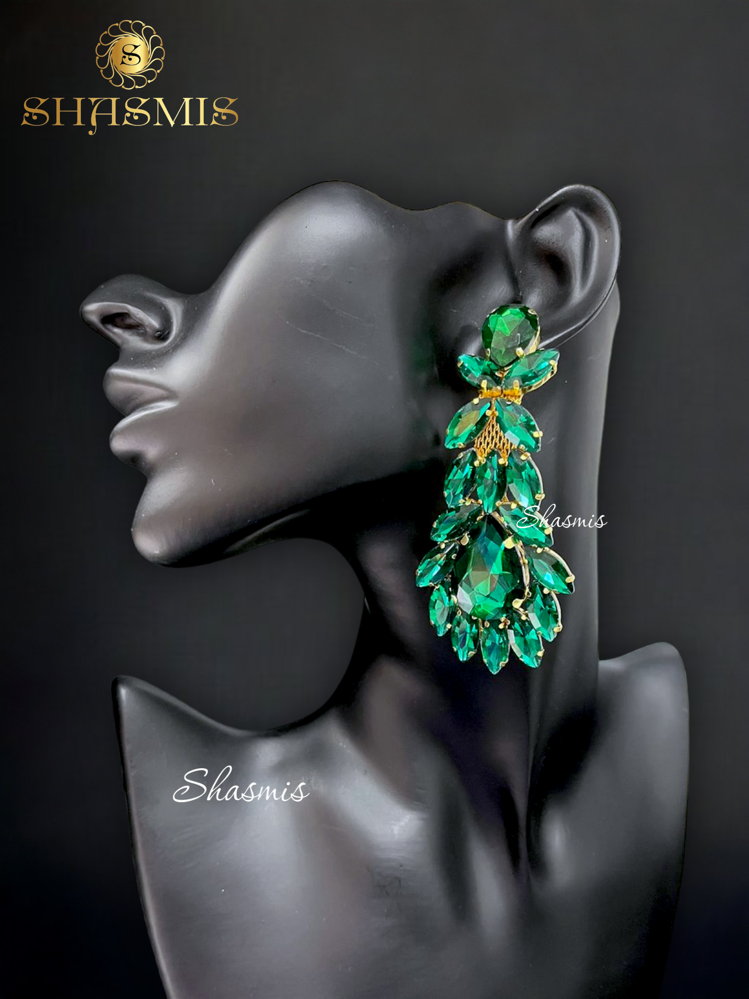Green Color Rheinstonne Long Prerto Earrings