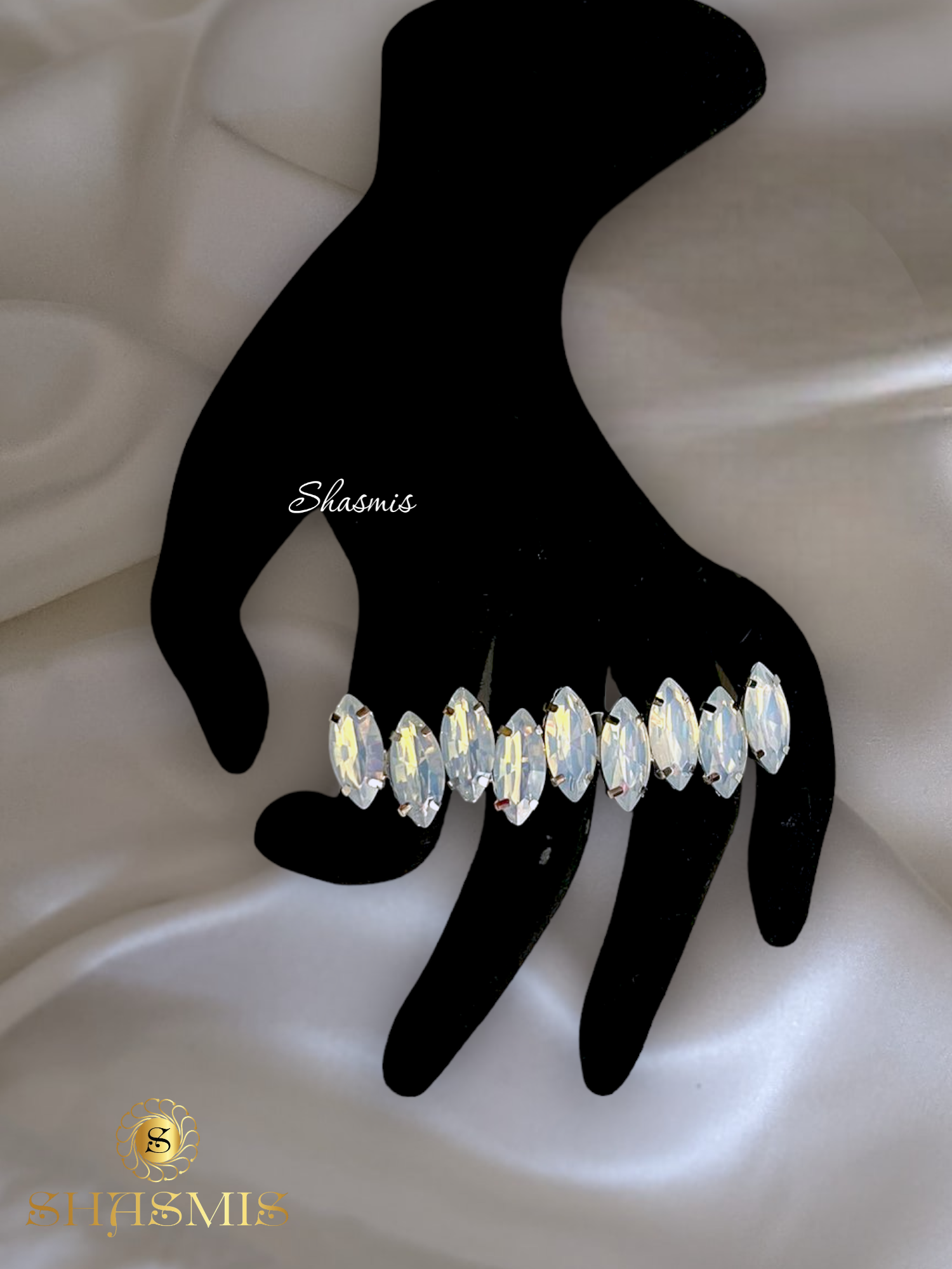 White Stone Prerto Ring