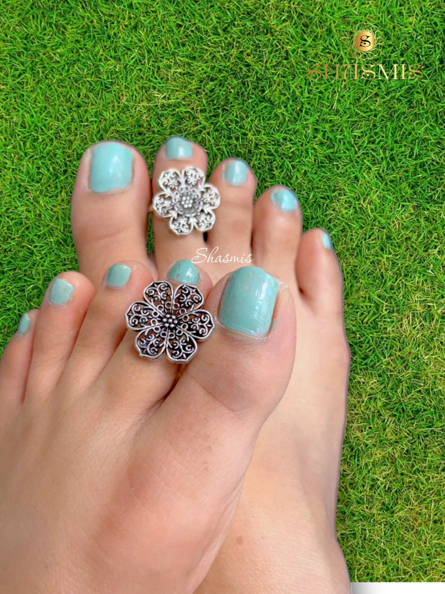Silver Oxidised Flower Design Toe Ring